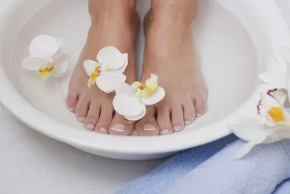 Bain de pieds purifiant au citron