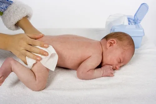 Cosmétiques pour bébés : attention danger