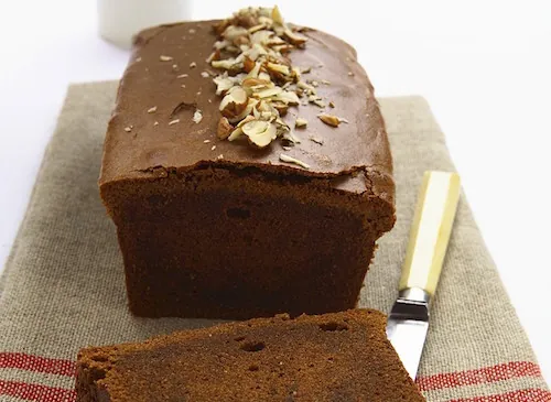 Cake au chocolat et aux noisettes