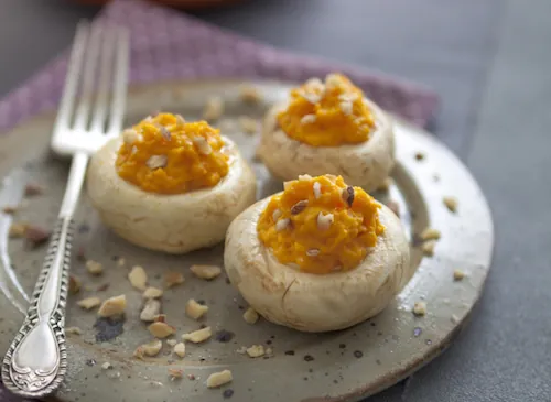 Recette : Champignons farcis, mousseline de potimarron