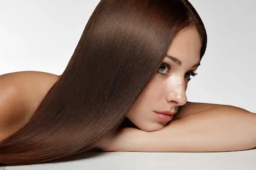 Cheveux ternes : 4 recettes de grand-mère