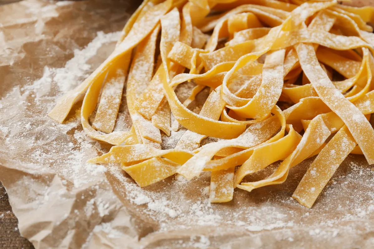 Comment faire des pâtes fraiches maison sans machine ?