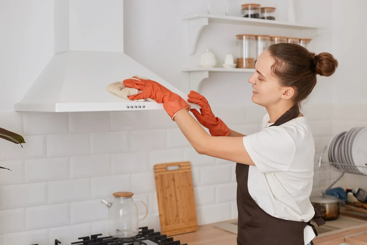 Comment nettoyer une hotte de cuisine ?