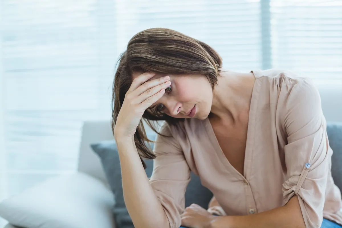 Déprime : symptômes, causes et solutions