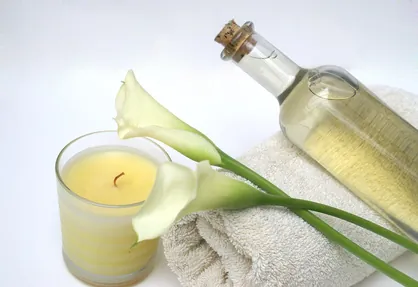 Antipelliculaire : eau de rinçage au vinaigre de cidre