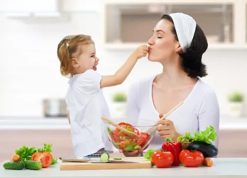 5 conseils pour faire manger des légumes et fruits aux enfants
