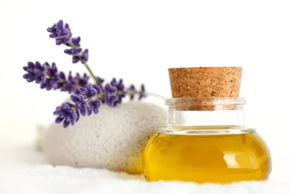 Crampes : huile de massage à la lavande