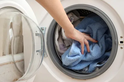 Faire de la lessive à la cendre