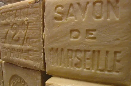 Lessive au savon de Marseille et au citron