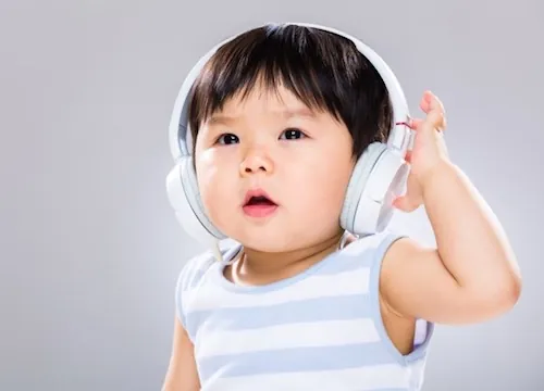 Jeunes et musique : générations de sourds en préparation.