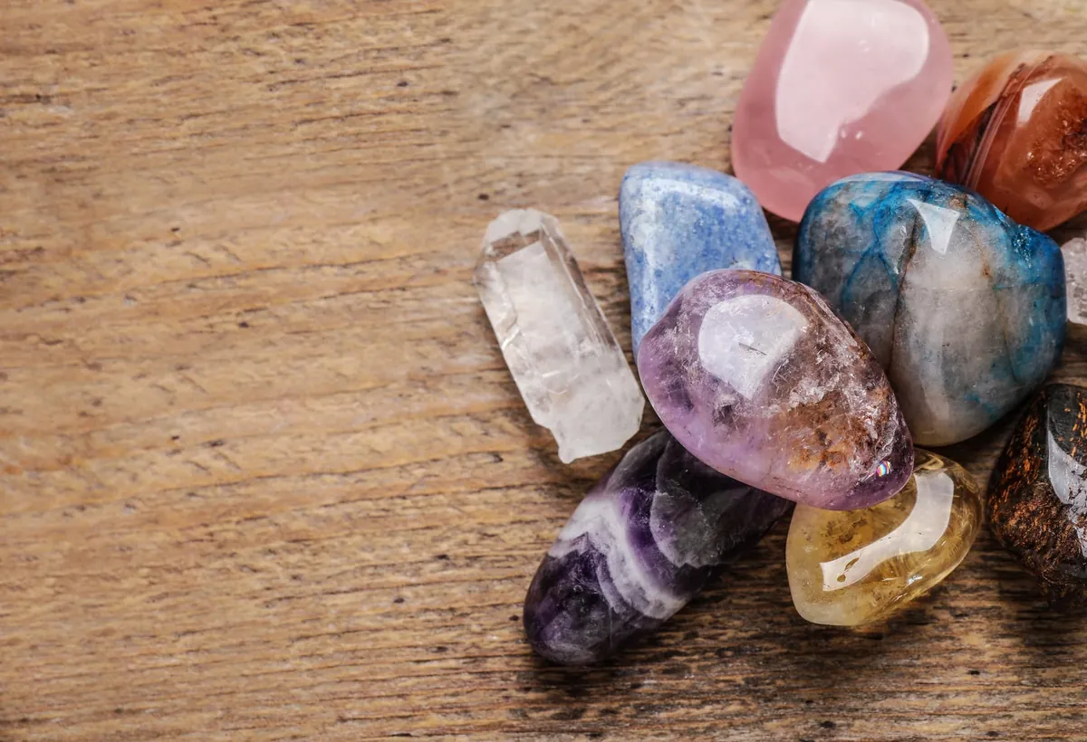 Lithothérapie : 10 pierres essentielles et leurs bienfaits pour la santé