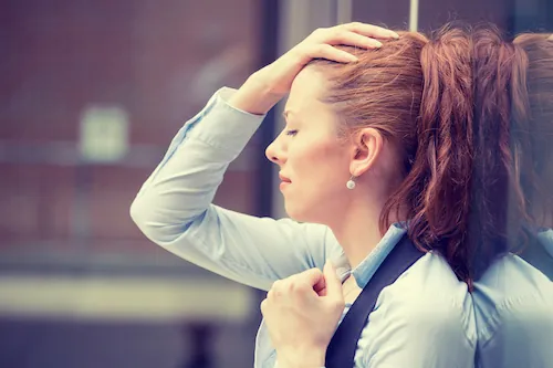 Top 4 des huiles essentielles contre le mal de tête