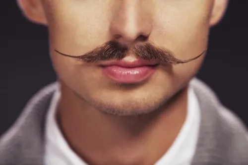 Movember : une moustache contre le cancer