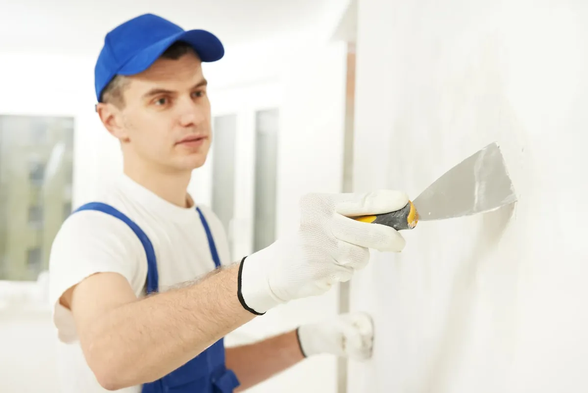 Comment reboucher un trou dans le mur ?
