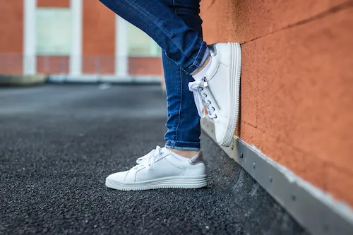 Comment nettoyer ses chaussures blanches ?