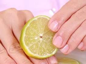 Astuce pour avoir des ongles blancs
