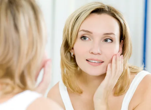 Peau sensible : 5 soins du visage à adopter