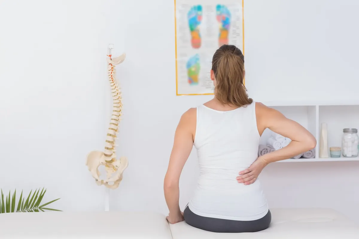 Sciatique : causes, symptômes et traitement
