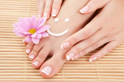 Soin des pieds : gommage au citron