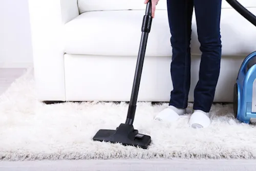 Enlever une tache d'urine sur un tapis